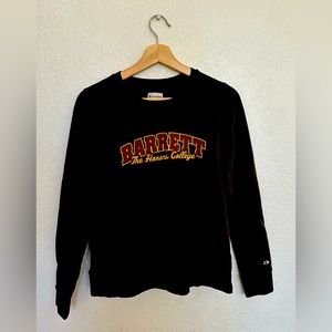 Barrett the Honors College black sweatshirt. So warm and cozy for the season 😊